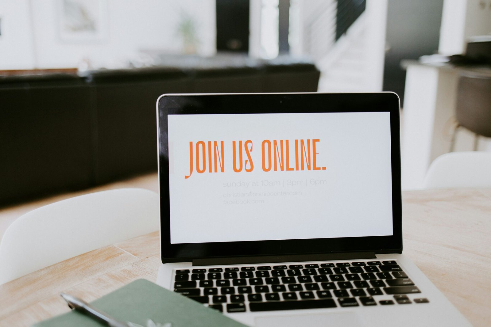 AI Writing for Online Courses: How to Scale Content Without Confusing Learners in 2026