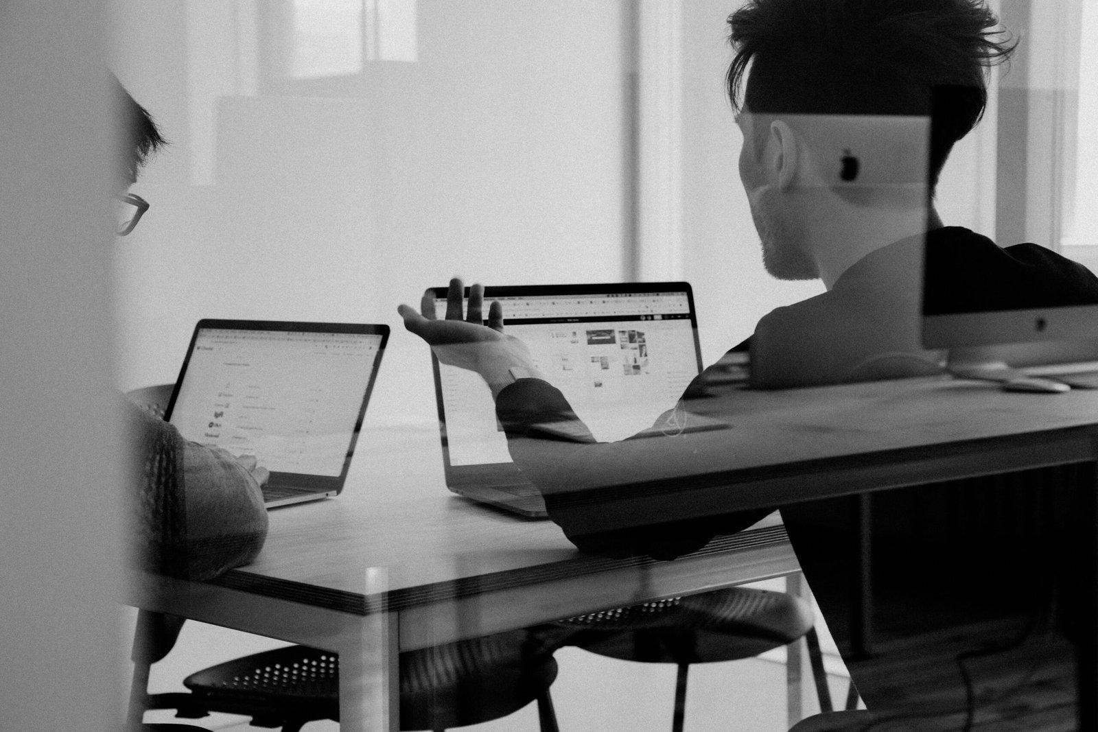Why Marketing Teams Struggle With AI Consistency in 2026